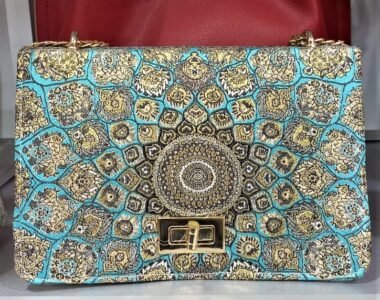 8 trendy womens bags to buy in Ghana
